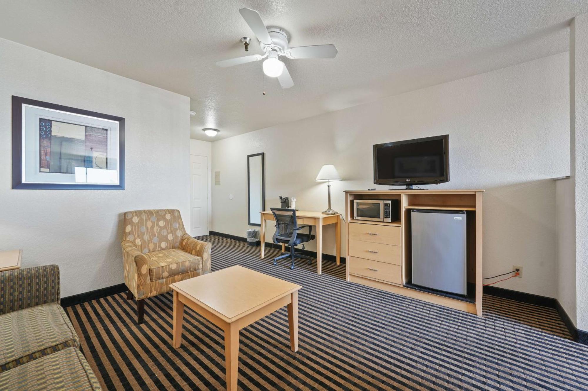Best Western Plus Executive Inn & Suites Manteca Exterior photo